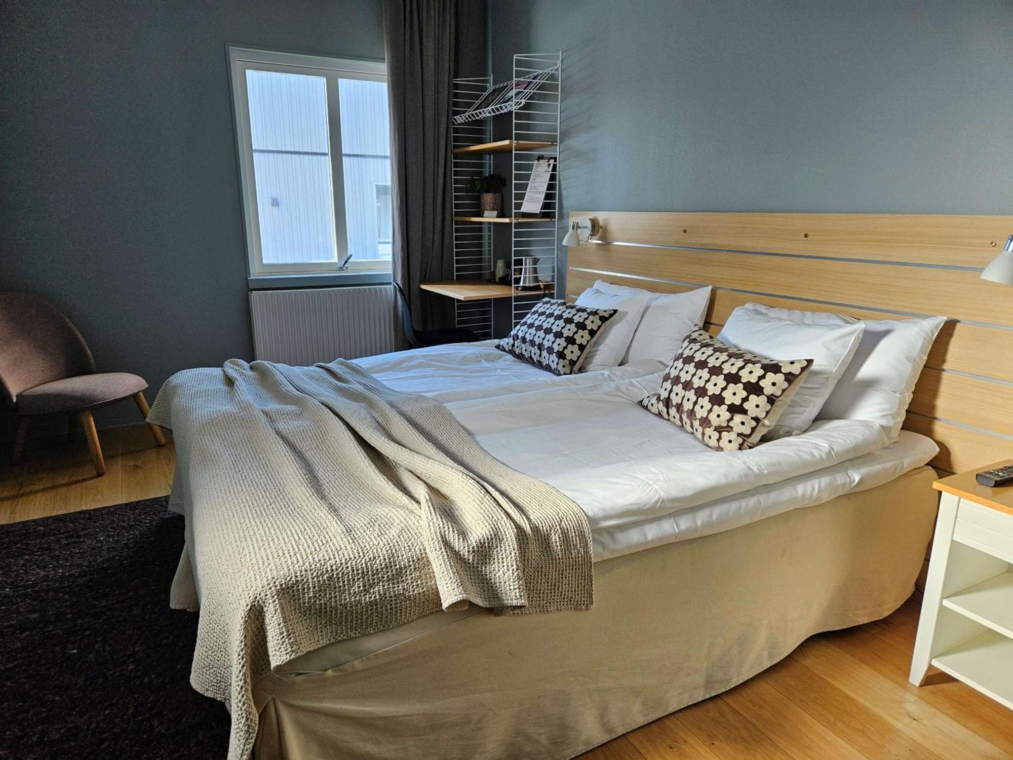Hotell Lassalyckan Ulricehamn Ngoại thất bức ảnh